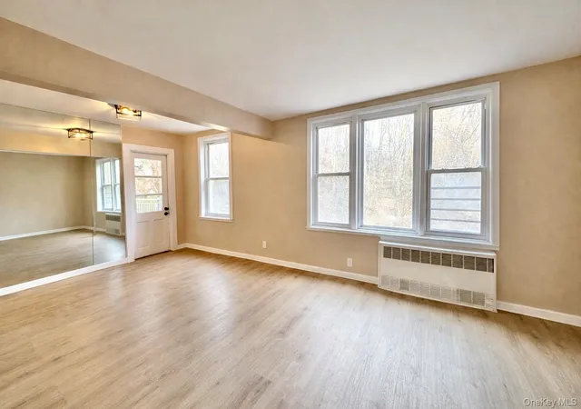3rd image of 245 Rumsey Rd, Yonkers, NY 10701