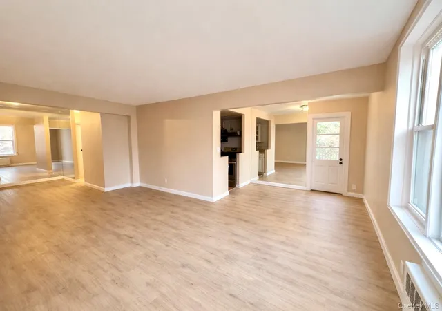 4th image of 245 Rumsey Rd, Yonkers, NY 10701