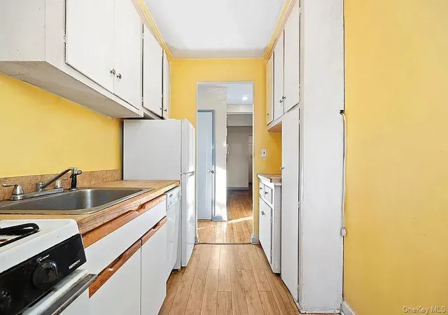 2nd image of 99 63 66th Ave #B18, Rego Park, NY 11374 | MLS# 979058