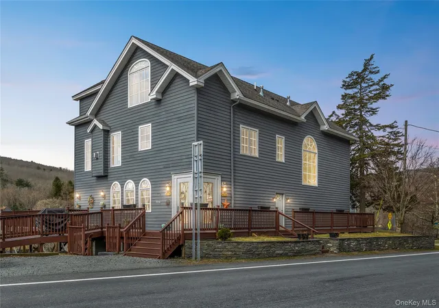 Photo 31 of Mansion for sale at 4223 Ny State Route 97, Barryville, NY 12719 | MLS# 979121 | Listing updated on 2026-04-17