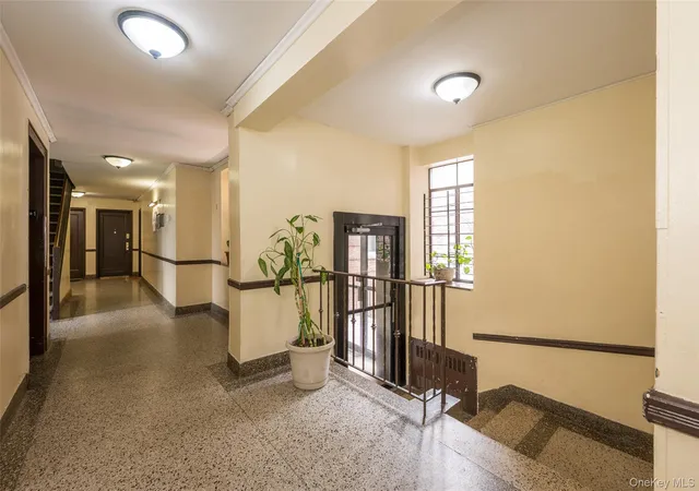 2nd image of 2090 Barnes Ave #2H, Bronx, NY 10462 | MLS# 979145