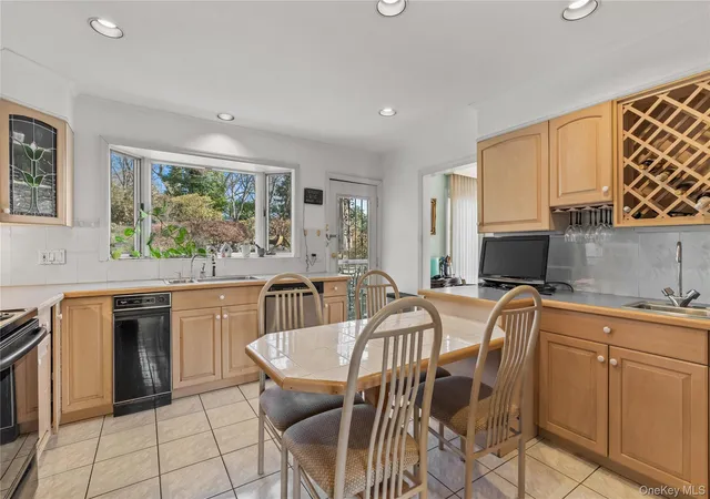 5th image of 18 Devon Rd, Bronxville, NY 10708 | MLS# 979152
