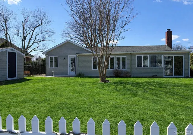 Photo 4 of Single family home for sale at 21 Tarpon Rd, East Quogue, NY 11942 | MLS# 979302 | Listing updated on 2026-08-09