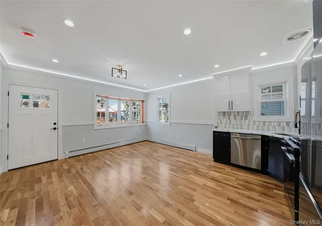 3rd image of 140-51 169Th St, Jamaica, NY 11434 | MLS# 979334