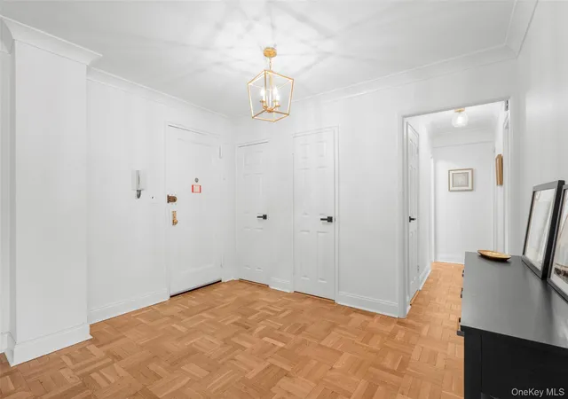 4th image of 3 Washington Sq, Mamaroneck, NY 10543