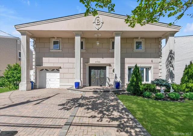 Photo 1 of Single family home for sale at 3780 Greentree Dr, Hempstead, NY 11572 | MLS# 979364 | Listing updated on 2026-09-28