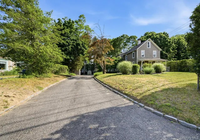 4th image of 302 E Broadway, Port Jefferson, NY 11777 | MLS# 979382