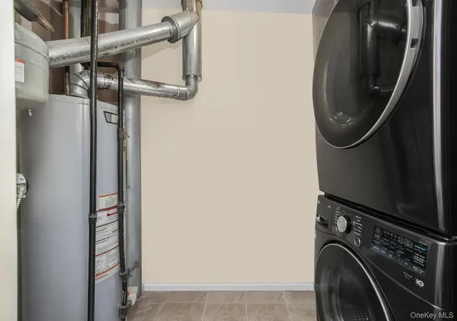Photo 4 of Sale Pending at 819 E 223rd Street, Bronx, NY 10466 | MLS# 979445 | Listing updated on 2026-05-30