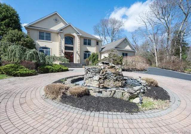 2nd image of 129 Round Swamp Rd, Huntington, NY 11743 | MLS# 979531