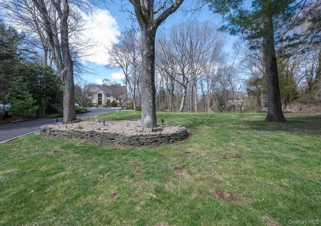 3rd image of 129 Round Swamp Rd, Huntington, NY 11743 | MLS# 979531