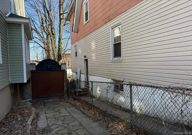 4th image of 3814 Secor Ave, Bronx, NY 10466 | MLS# 979536