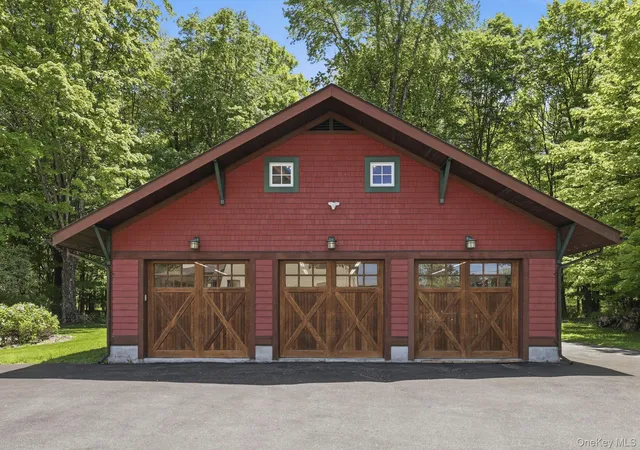3rd image of 8 Elmer Galloway Rd, Somers, NY 10536 | MLS# 979543
