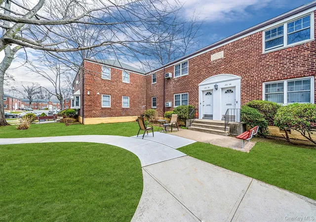 3rd image of 251-54 61 Avenue Avenue #1162, Little Neck, NY 11362 | MLS# 979546