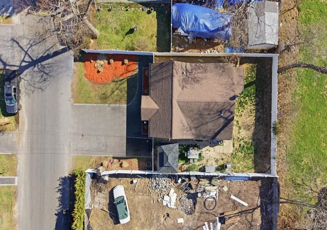 25th image of 108 4th St, Brentwood, NY 11717 | MLS# 979555