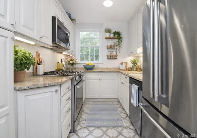 Photo 3 of Sale Pending at 5639 Netherland Ave #1G, Bronx, NY 10471 | MLS# 979578 | Listing updated on 2026-05-30