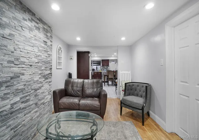 Listing Photo 4 - Condo for sale in building located at 120 4Th Ave, New York City, NY 10003