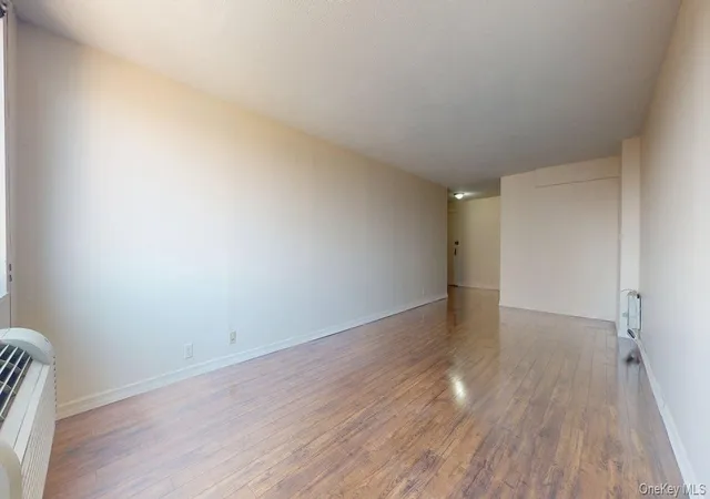 2nd image of 118-17 Union Turnpike #9J, Forest Hills, NY 11375 | MLS# 979616