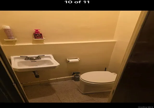 Photo 3 of Single family home for sale at 1115 E 214th Street, New York, NY 10469 | MLS# 979659 | Listing updated on 2026-09-15