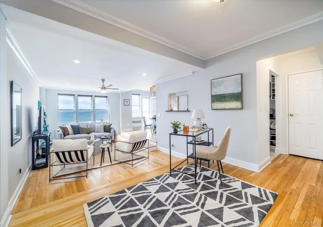 Photo 1 of Sale Pending at 522 Shore Rd #6M, Long Beach, NY 11561 | MLS# 979667 | Listing updated on 2026-09-19