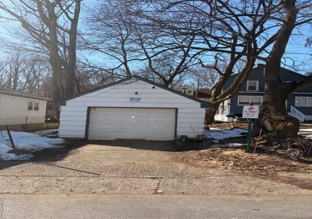 4th image of 85 Grove St, Newburgh, NY 12550 | MLS# 979698