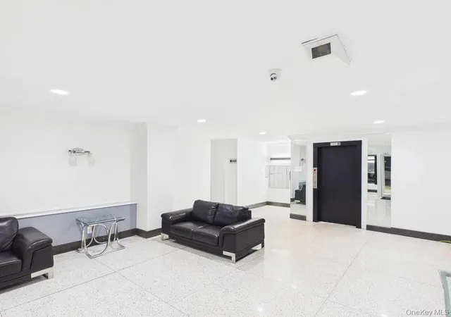 5th image of 6515 Alderton St #3F, Rego Park, NY 11374 | MLS# 979701