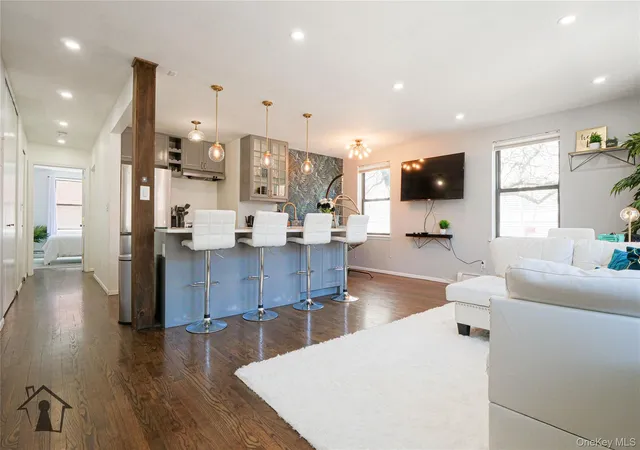 Listing Photo 4 - Condo for sale in building located at 54 Erasmus St, New York, NY 11226 - Unit #2D