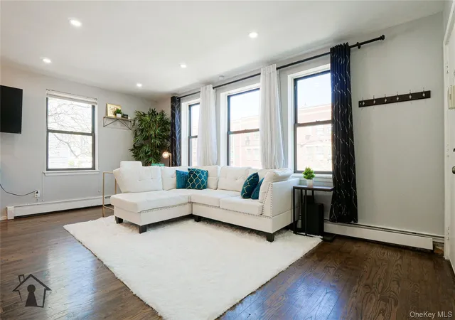 Listing Photo 5 - Condo for sale in building located at 54 Erasmus St, New York, NY 11226 - Unit #2D