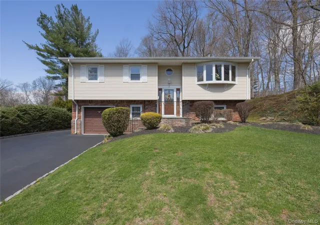 1st image of 196 E Townline Rd, West Nyack, NY 10994 | MLS# 979807