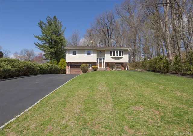 35th image of 196 E Townline Rd, West Nyack, NY 10994 | MLS# 979807