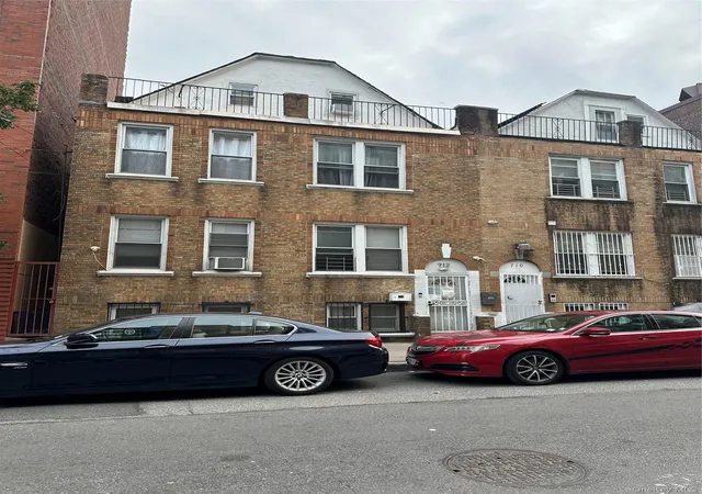 Photo 2 of Multi family home for sale at 712 E 211th Street, Bronx, NY 10467 | MLS# 979810 | Listing updated on 2026-05-19