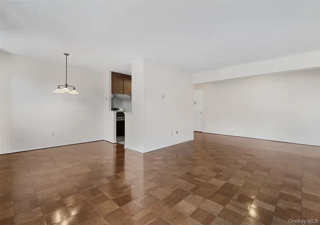 Photo 4 of Sale Pending at 25 Stewart Pl #615, Mount Kisco, NY 10549 | MLS# 979846 | Listing updated on 2026-09-19