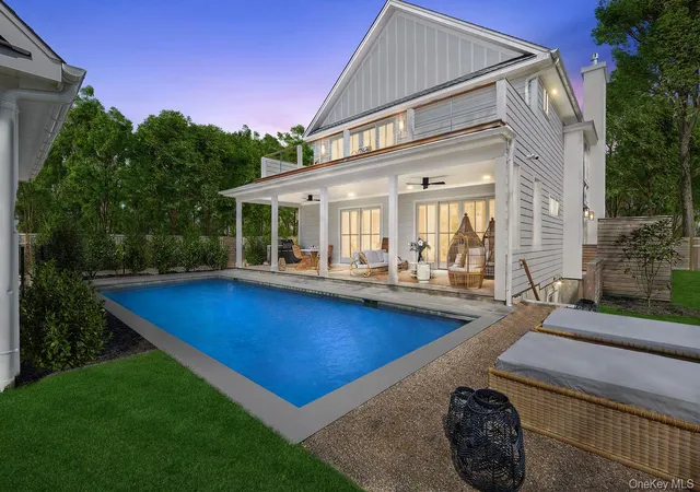 Photo 1 of Single family home for sale at 278 Hampton St, East Hampton, NY 11963 | MLS# 979851 | Listing updated on 2026-08-24