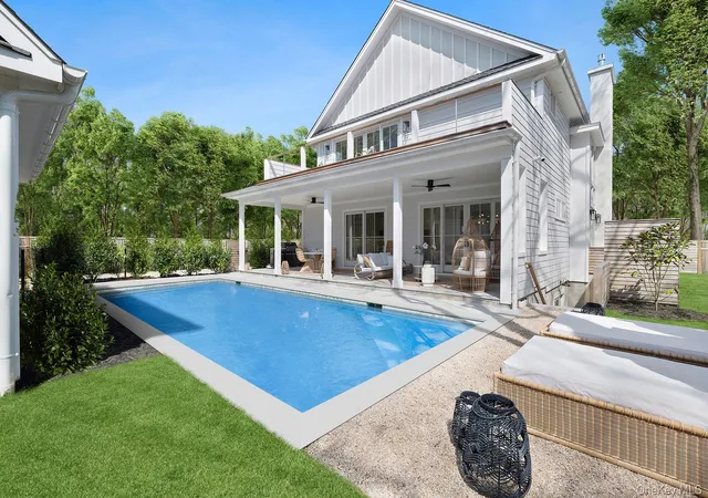 Photo 2 of Single family home for sale at 278 Hampton St, East Hampton, NY 11963 | MLS# 979851 | Listing updated on 2026-08-24