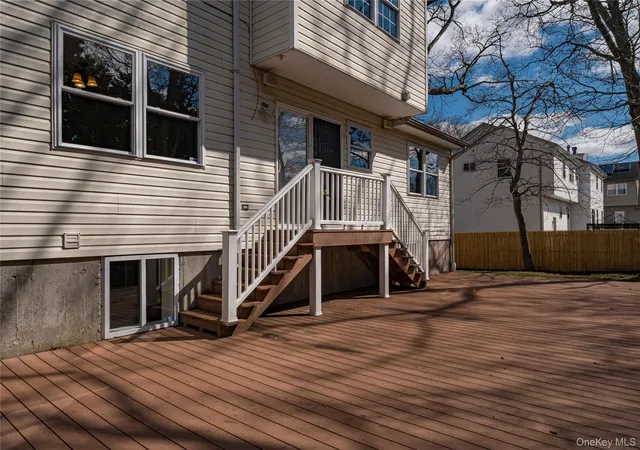 5th image of 44 Westminster Dr, Shirley, NY 11967 | MLS# 979856