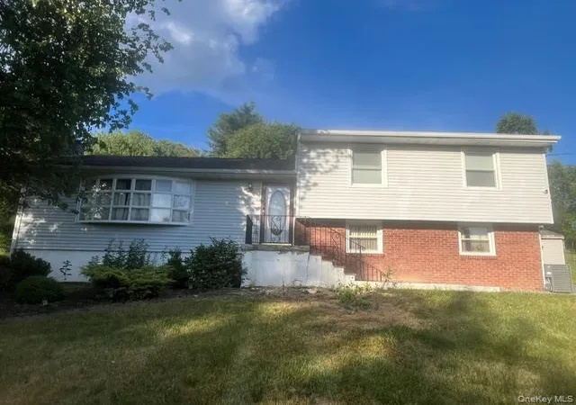 Homes for sale in East Fishkill, NY | 5 Verplanck Ave, East Fishkill, NY 12533 | MLS# 979921