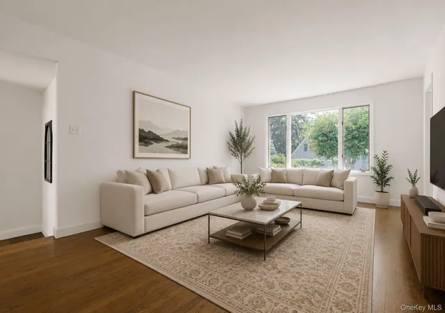 Photo 3 of Sale Pending at 254 Congers Rd, Clarkstown, NY 10956 | MLS# 979932 | Listing updated on 2026-08-06