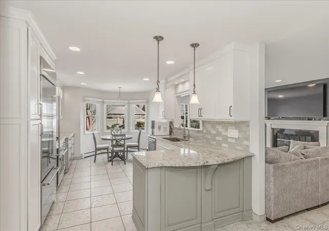 Photo 4 of Single family home for sale at 263 James St, Franklin Square, NY 11010 | MLS# 979935 | Listing updated on 2026-08-16