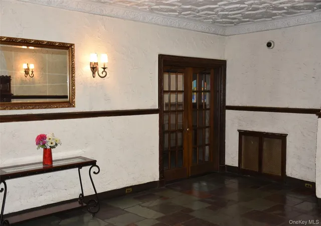 Photo 3 of Sale Pending at 292 Main St #5H, White Plains, NY 10601 | MLS# 979959 | Listing updated on 2026-09-13