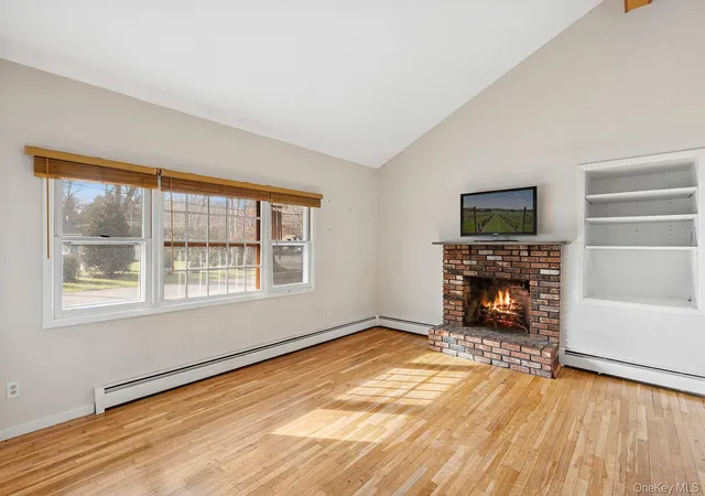 2nd image of 3 Chapel Lane, East Hampton, NY 11937 | MLS# 979963