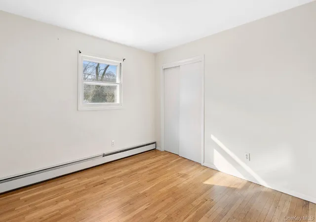 3rd image of 3 Chapel Lane, East Hampton, NY 11937 | MLS# 979963