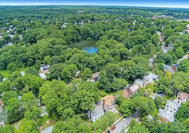 50th image of 91 Vaughn Ave, New Rochelle, NY 10801 | MLS# 979995