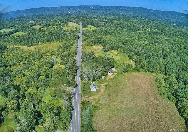 Photo 3 of Sale Pending at 450 Rt 17k, Wallkill, NY 12721 | MLS# 980013 | Listing updated on 2026-08-07
