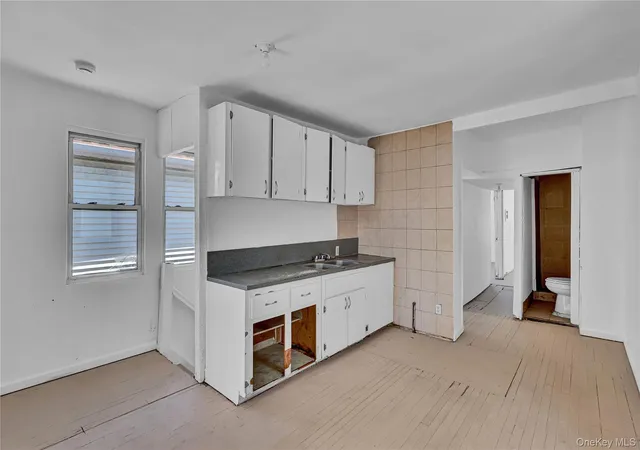 3rd image of 150-81 116Th Dr, Jamaica, NY 11434 | MLS# 980073