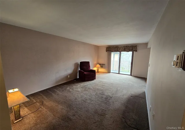 Homes for sale in New Windsor, NY | 10 Oakwood Ter #26, New Windsor, NY 12553 | MLS# 980139