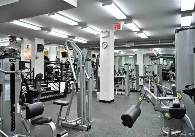 30th image of 18 15 215th St #17L, Bayside, NY 11360 | MLS# 980191