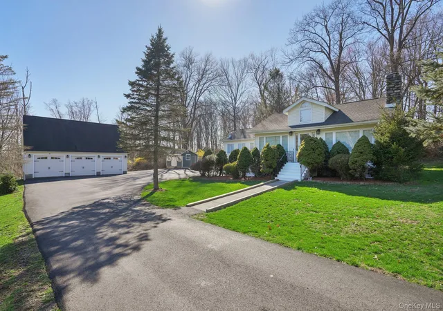 2nd image of 17 Pine Hill Rd, Woodbury, NY 10930 | MLS# 980393