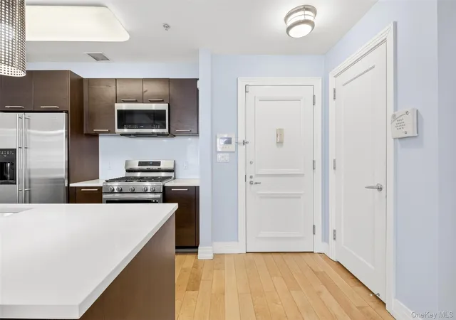 Homes for sale in New York, NY | 6405 Yellowstone Blvd #206AS, New York, NY 11375 | MLS# 980397