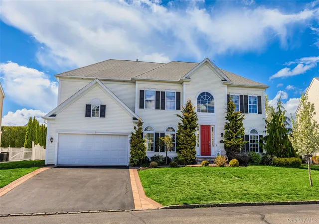 46th image of 32 Avolet Ct, Mount Sinai, NY 11766 | MLS# 980424