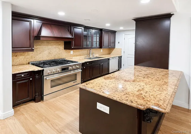 Photo 3 of Condo for sale at 63-36 99th St, New York, NY 11374 | MLS# 980458 | Listing updated on 2026-09-13