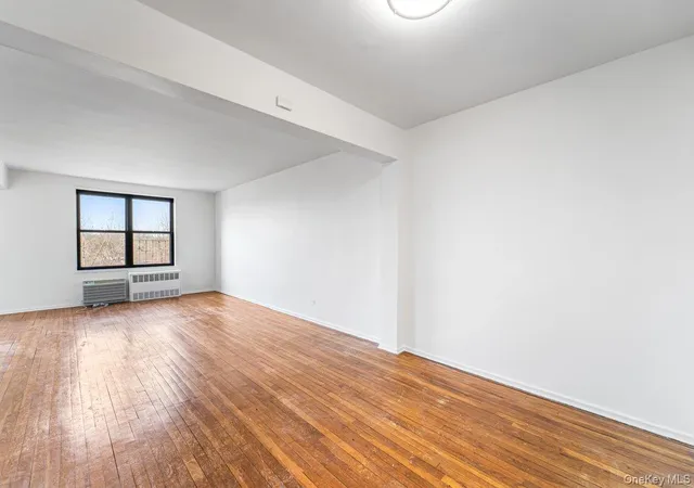 2nd image of 80-35 Springfield Boulevard #6F, Queens Village, NY 11427 | MLS# 980537